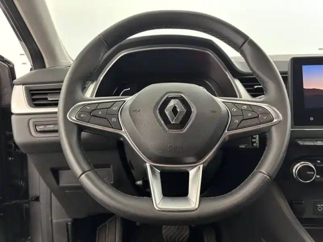 Renault Captur e-tech 145 - 21 — photo 15