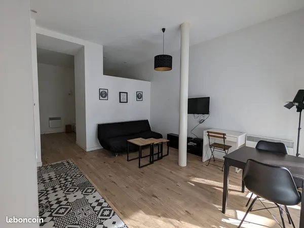 Rue Ste Cécile - Location Meublée Appartement T2 33 m² - Terrasse - Disponible immédiatement