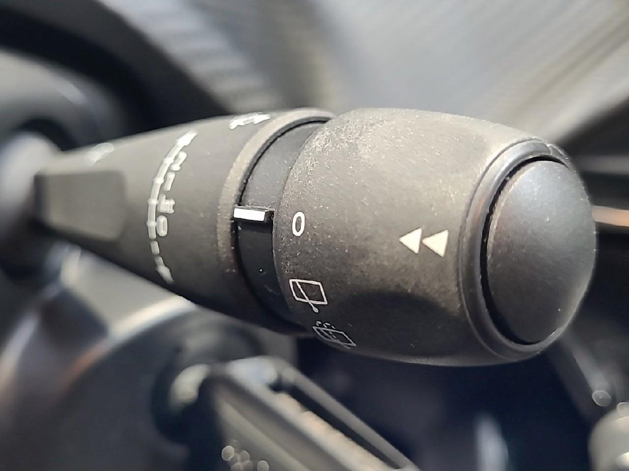 Peugeot 208 puretech 100 s&s bvm6 style — photo 21