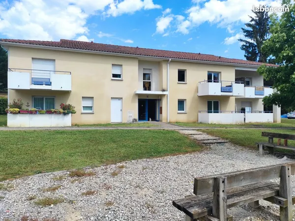 Appartement T3 58 m2 + parking privatif dans RDC résidence sécurisée