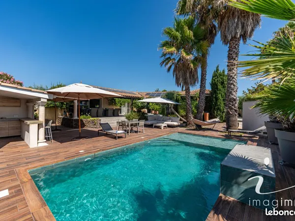 Maison 7 pièces 210 m²