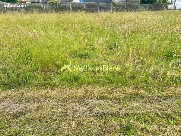 Terrain 100 m² Treffiagat