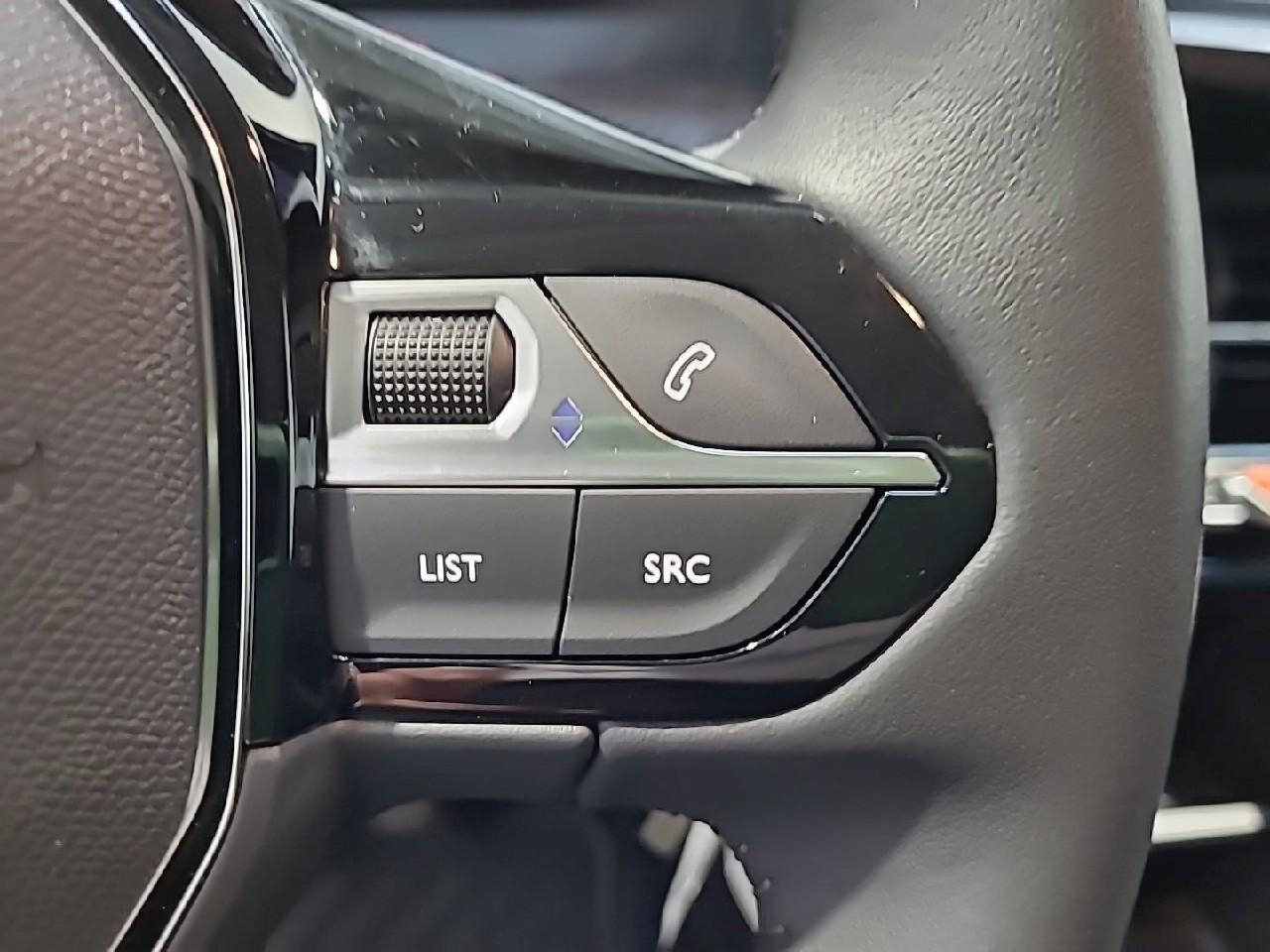Peugeot 208 puretech 100 s&s bvm6 style — photo 18