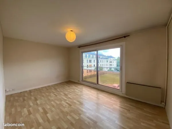 Studio 1 pièce 32 m²