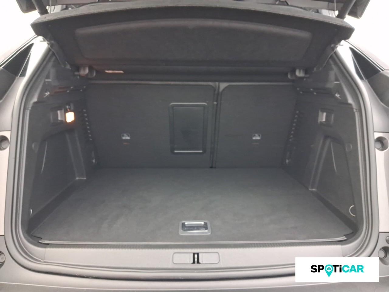 Peugeot 3008 hybrid 225ch roadtrip e-eat8 — photo 6