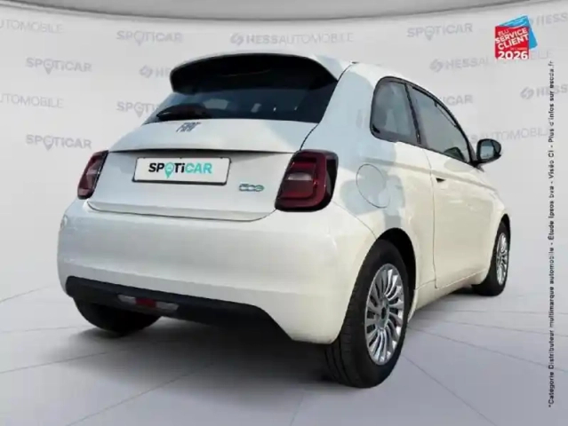 Fiat 500 e 95ch action plus — photo 6
