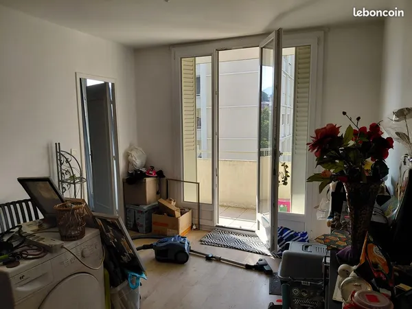 Location t4 en collocation 2 chambres disponible centre ville gare a 2min arret de bus