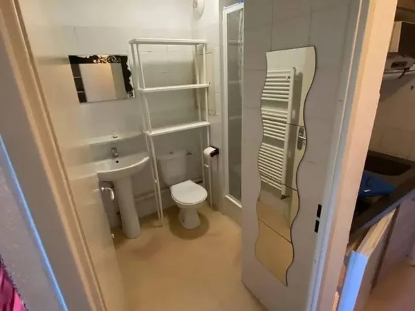Studio 1 pièce 19 m²