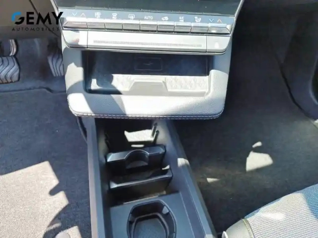 Renault Megane e-tech ev60 220 ch super charge — photo 29