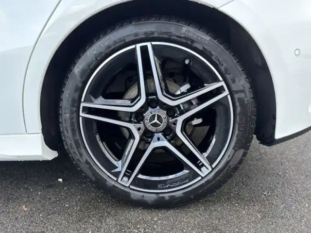 Mercedes Classe A 180 d amg line — photo 9