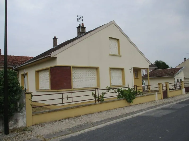 Photo 1