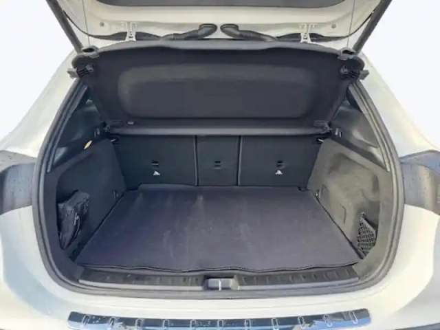 Mercedes Gla pack progressive line — photo 10