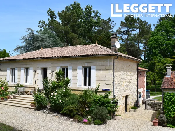 BAISSE DE PRIX. Magnifique demeure en pierre de 226 m², entièrement rénovée, sur un terrain de 6123 