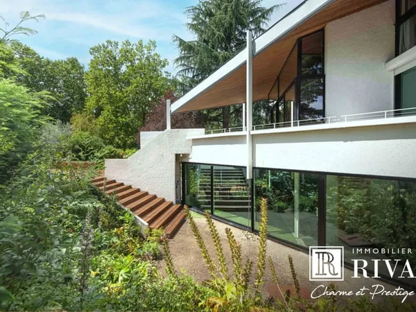 MAISON D'ARCHITECTE - 367 M2 - 5 CHAMBRES - RARE