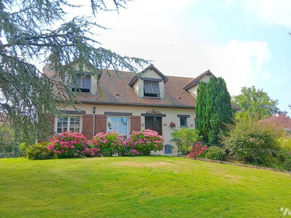 Maison 8 pièces 162 m²