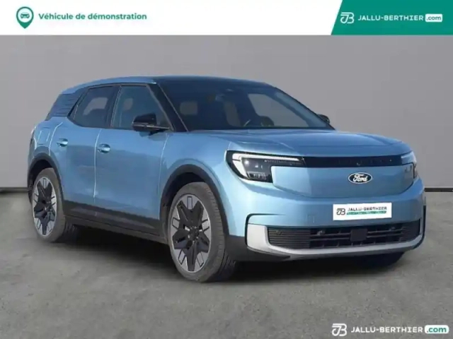 Ford Explorer 286ch extended range 77kwh pack premium rwd — photo 2