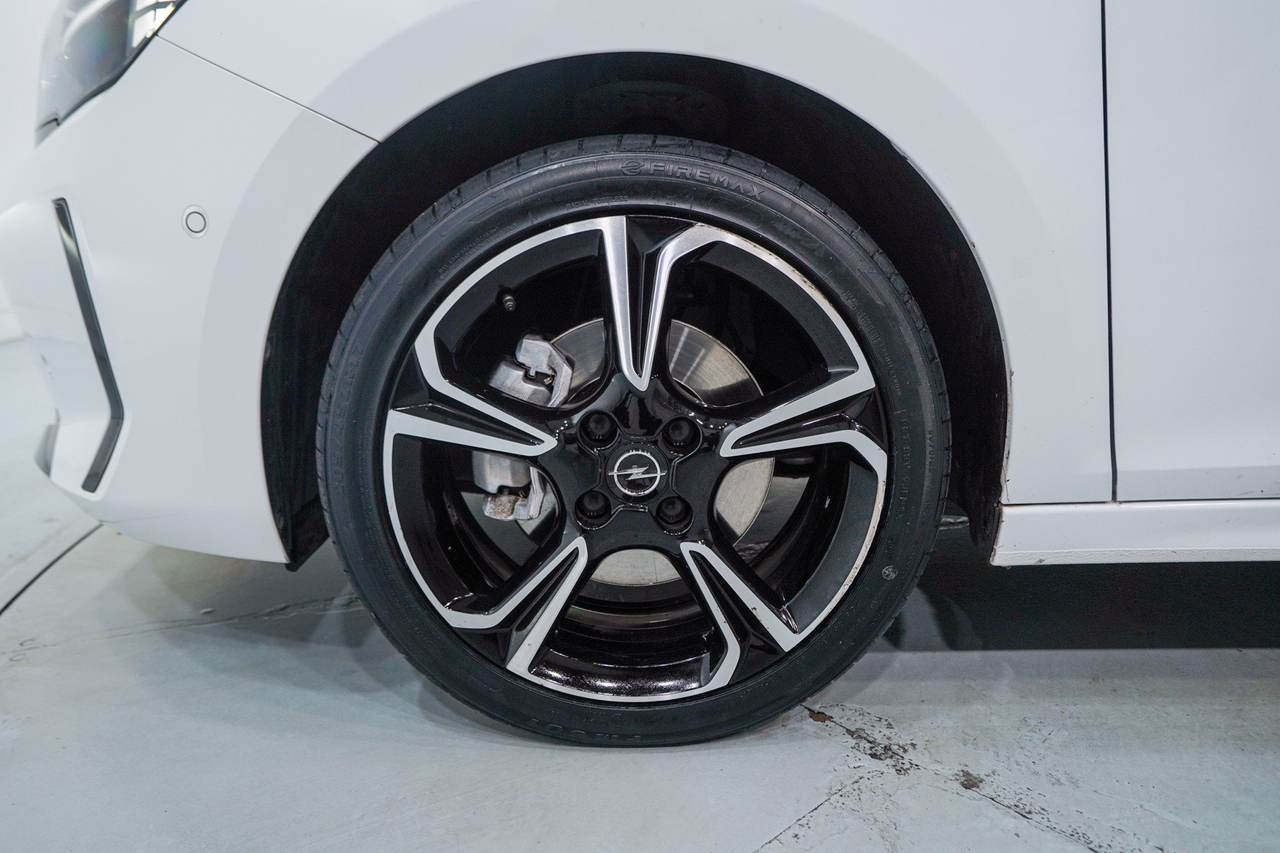 Opel Corsa — photo 10