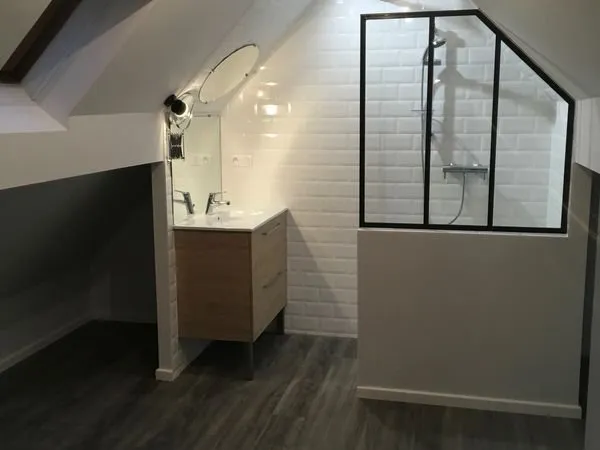 Petit t2 proche campus libre 30m2