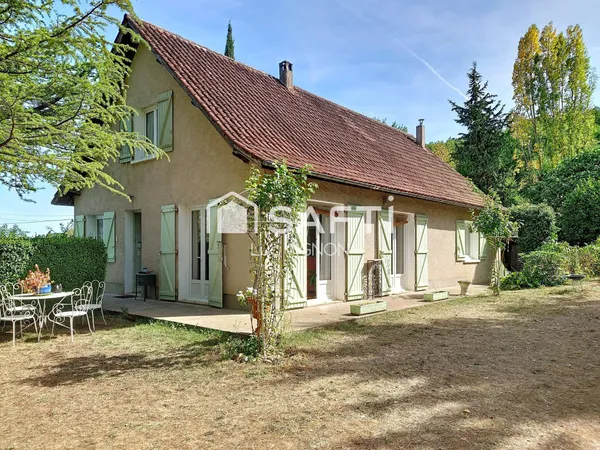 CHARMANTE MAISON FAMILIALE AVEC GRAND JARDIN ARBORE