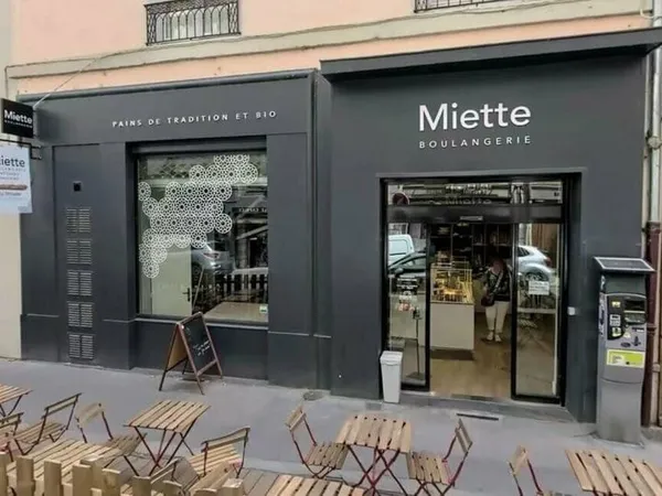 Local commercial 97 m²