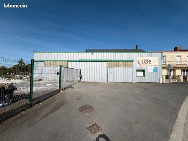 Maison 2 pièces 200 m²