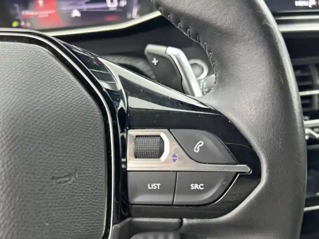 Peugeot 2008 puretech 130 s&amp;s eat8 — photo 20