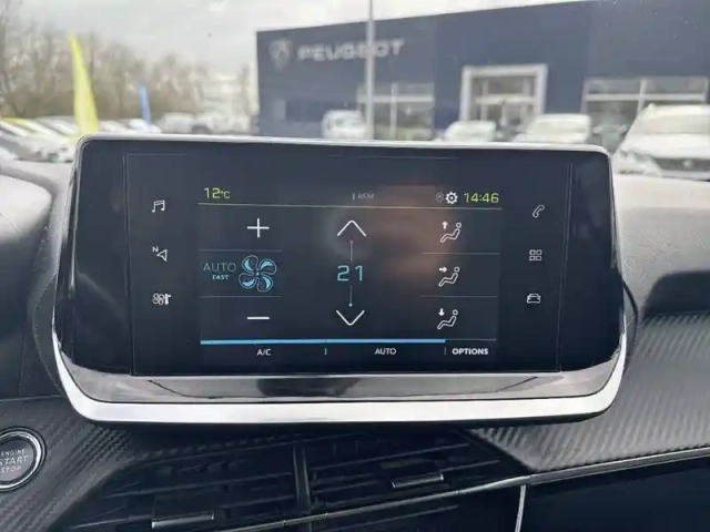 Peugeot 208 electrique 50 kwh 136ch — photo 14