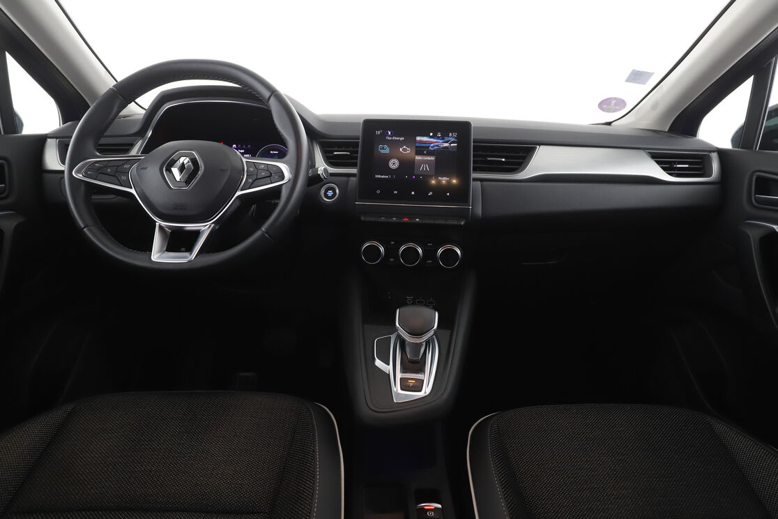 Renault Captur 1.6 E-Tech Plug-in Intens — photo 11