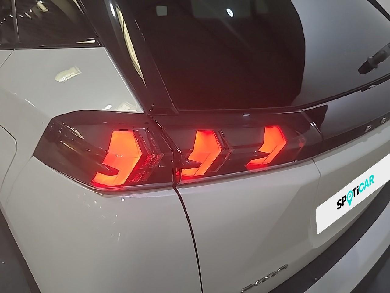 Peugeot 2008 puretech 130 s&s bvm6 gt — photo 27