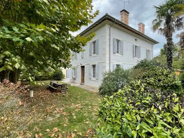 Maison 8 pièces 199 m²