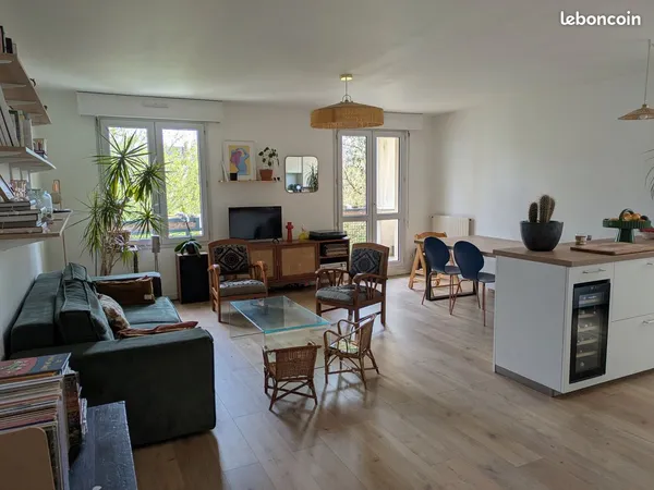 Nantes - Appartement 85 m² - 3 chambres - Balcon - Parking - Rénové