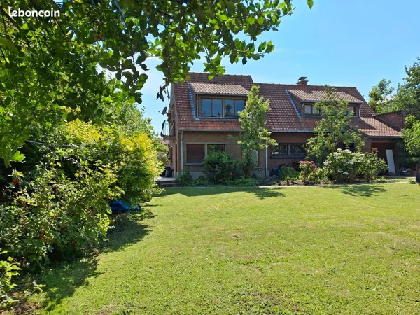 Maison individuelle sur 818 m2