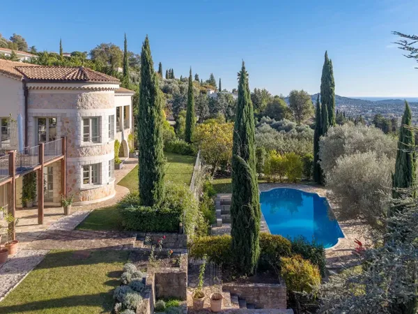 5 Chambres - Villa - Alpes-Maritimes - Vente - 11169