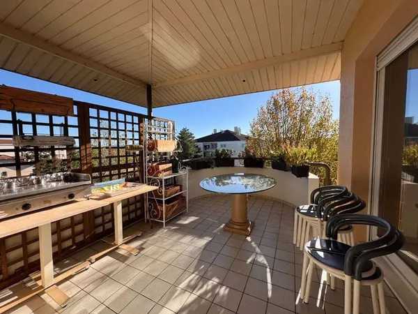 Appartement 7 pièces 173 m²