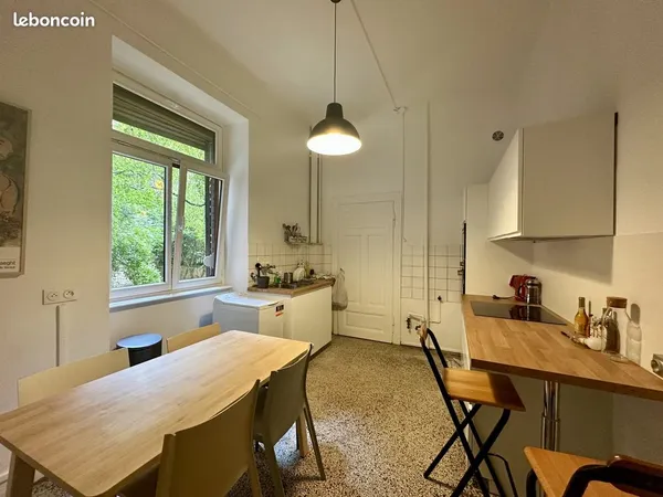 Appartement 1 pièce 106 m²