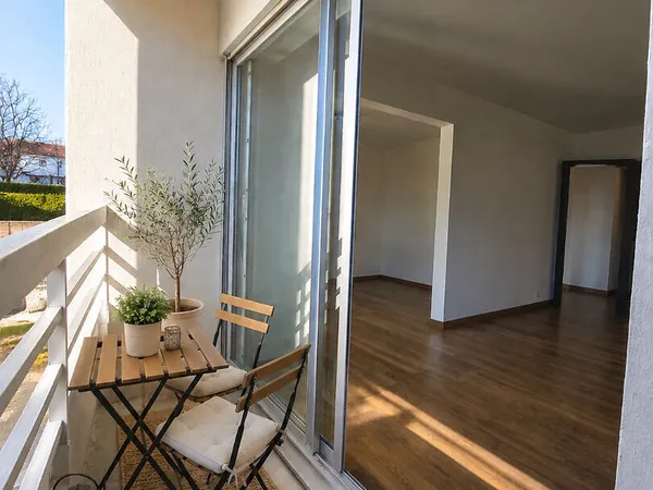 Appartement 5 pièces 77 m²