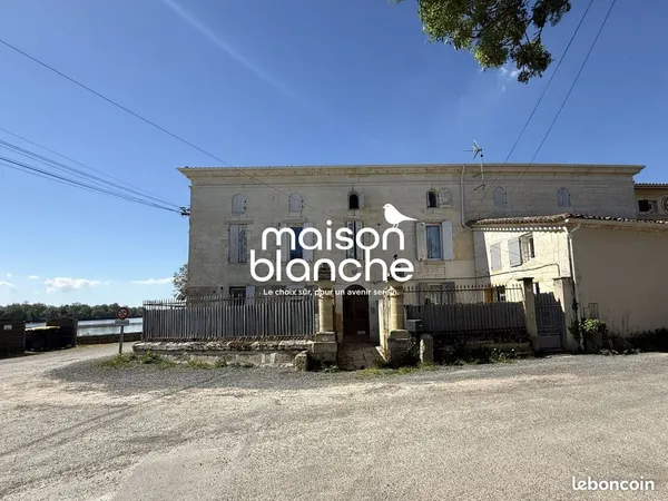 Maison 12 pièces 320 m²