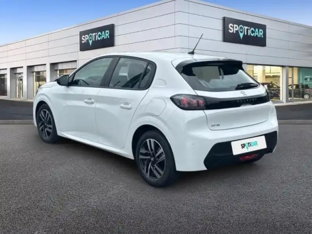 Peugeot 208 puretech 100 s&amp;s eat8 allure — photo 18