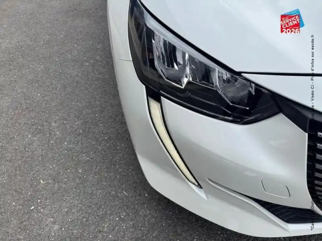 Peugeot 208 1.2 puretech 75ch s&amp;s style — photo 13