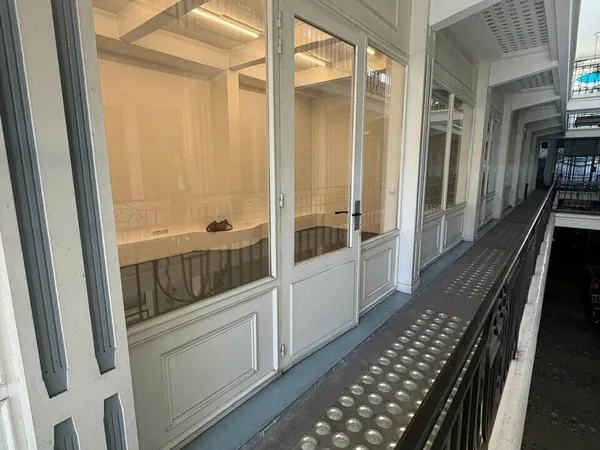 Local commercial 30 m²