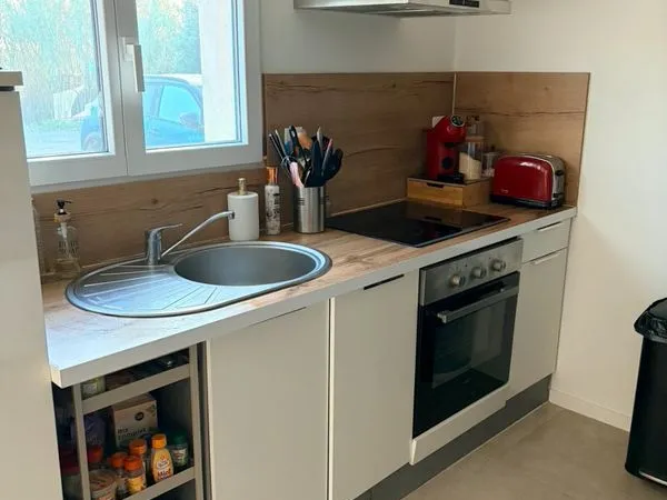 Maison Location Châteauneuf-les-Martigues 2p 38m² 950€