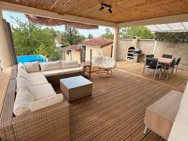 Maison - 6 pièces - 110 m2