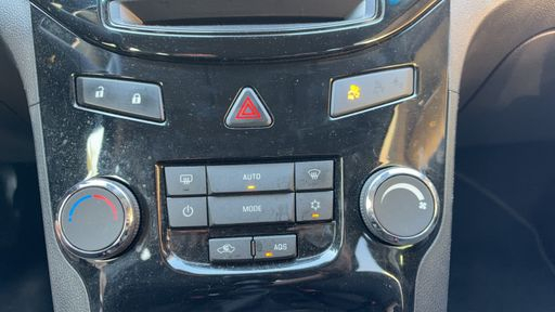 Chevrolet Orlando 1.8 141 - LTZ – 2012 – 113568 km – Essence – Boîte Manuelle — photo 5