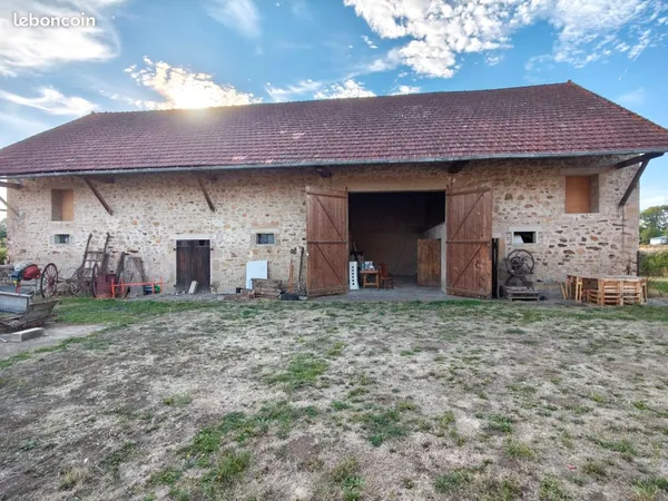 Local d’activité et entrepôt Location Dracy-Saint-Loup 3p 300m² 500€