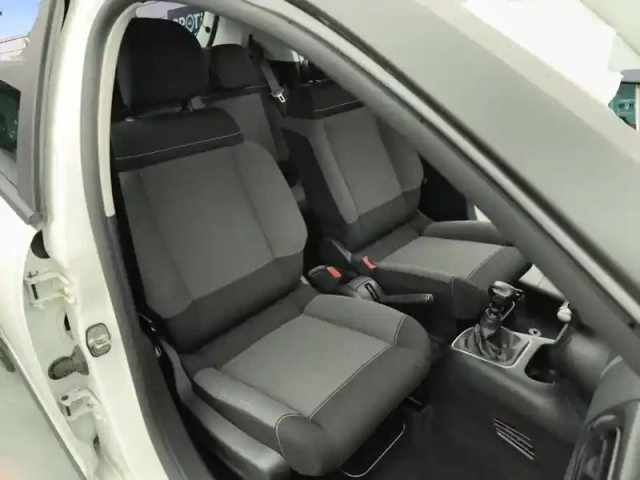 Citroën C3 bluehdi 100 s&amp;s bvm5 c-series — photo 9