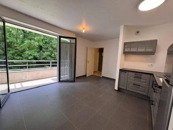 Studio 1 pièce 29 m²