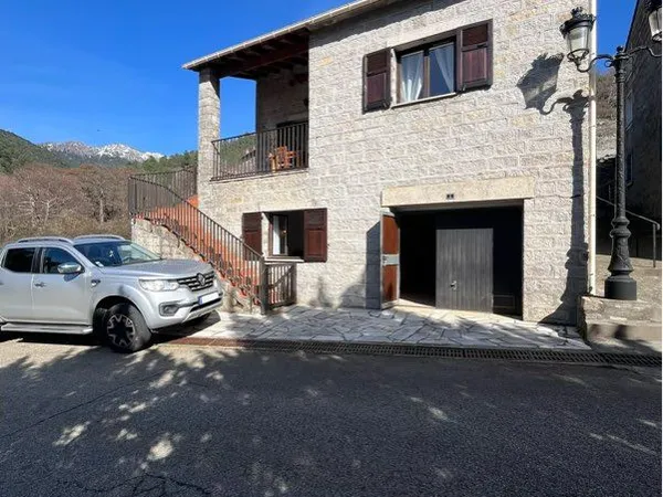 Maison familiale en granit - 140m2