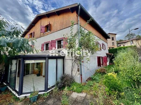 Maison 7 pièces 165 m²