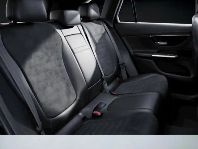 Mercedes Glc 220 d 4matic amg line — photo 29