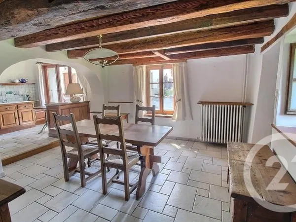 Maison 6 pièces 192 m²